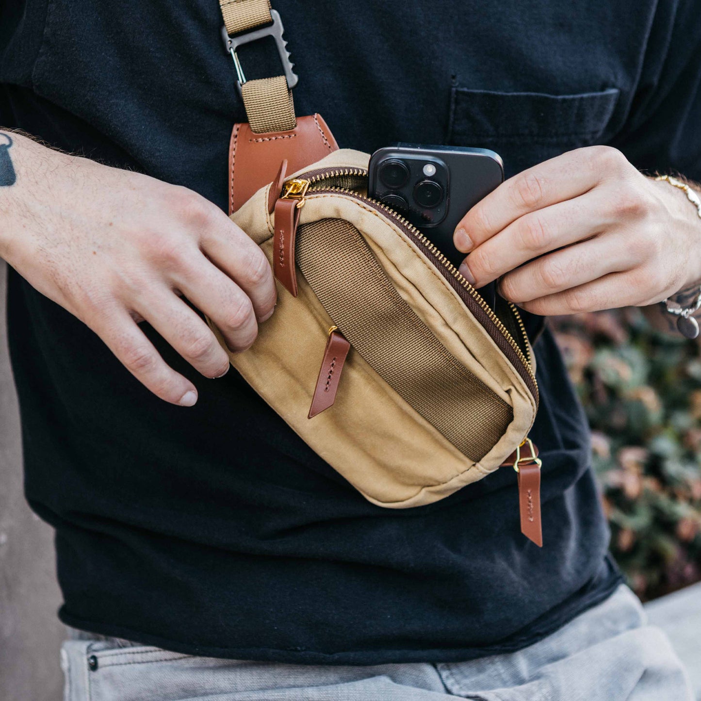 Canyon Crossbody Mini - Juniper Green Waxed Canvas